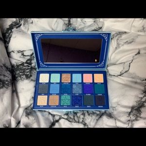 Jeffree Star Blue Blood Palette